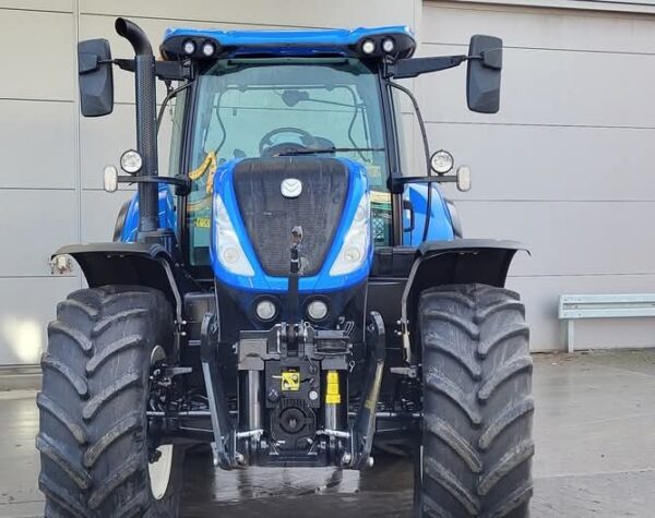 New Holland T7.270 – Image 4